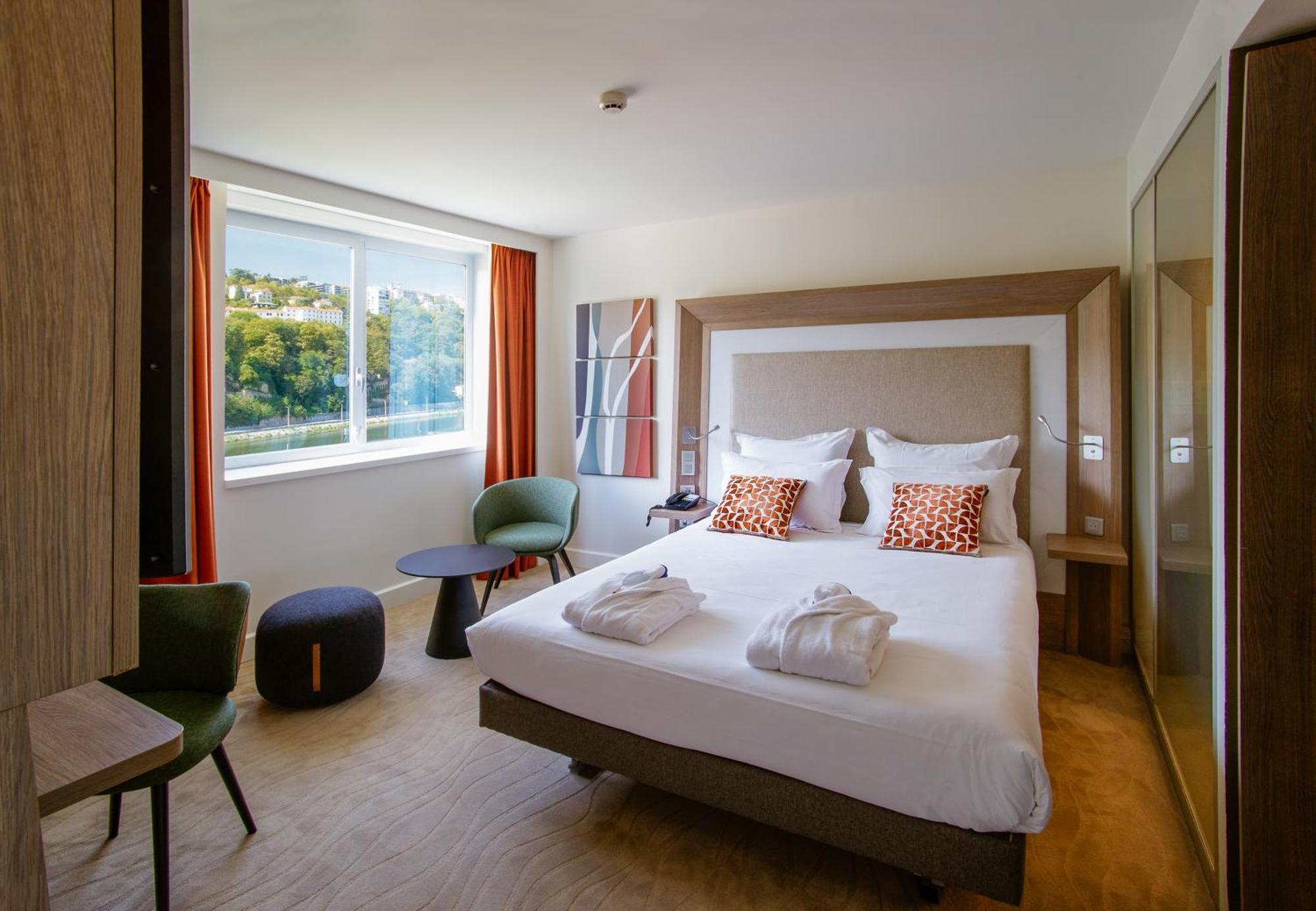 Novotel Confluence 4* Lyon