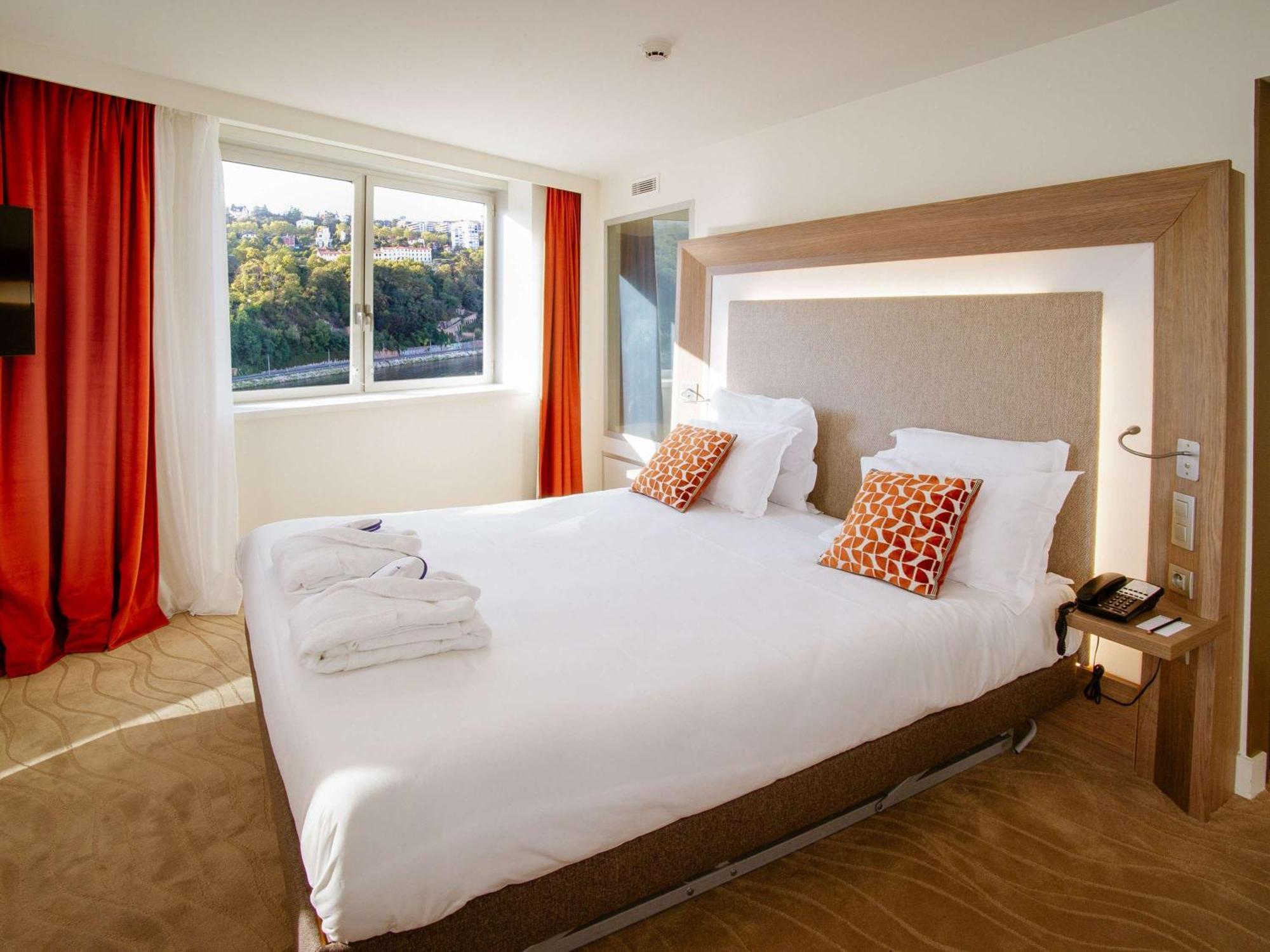 Novotel Confluence Hotel