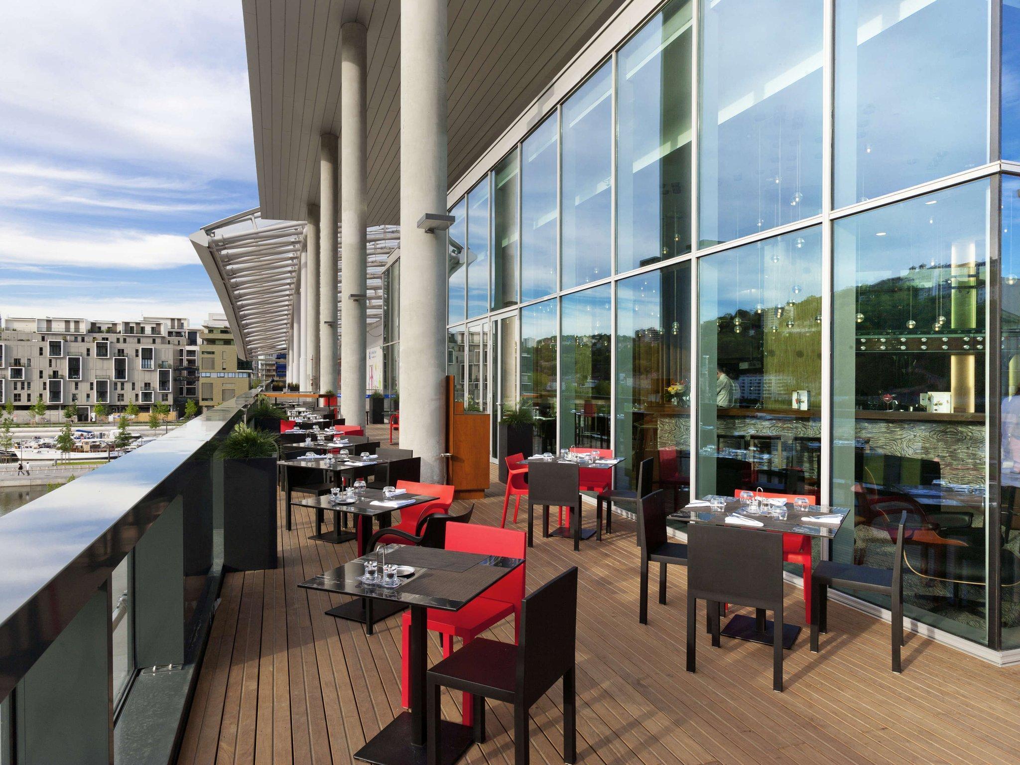 Novotel Centre-confluence Bord De Saone 4* Lyon