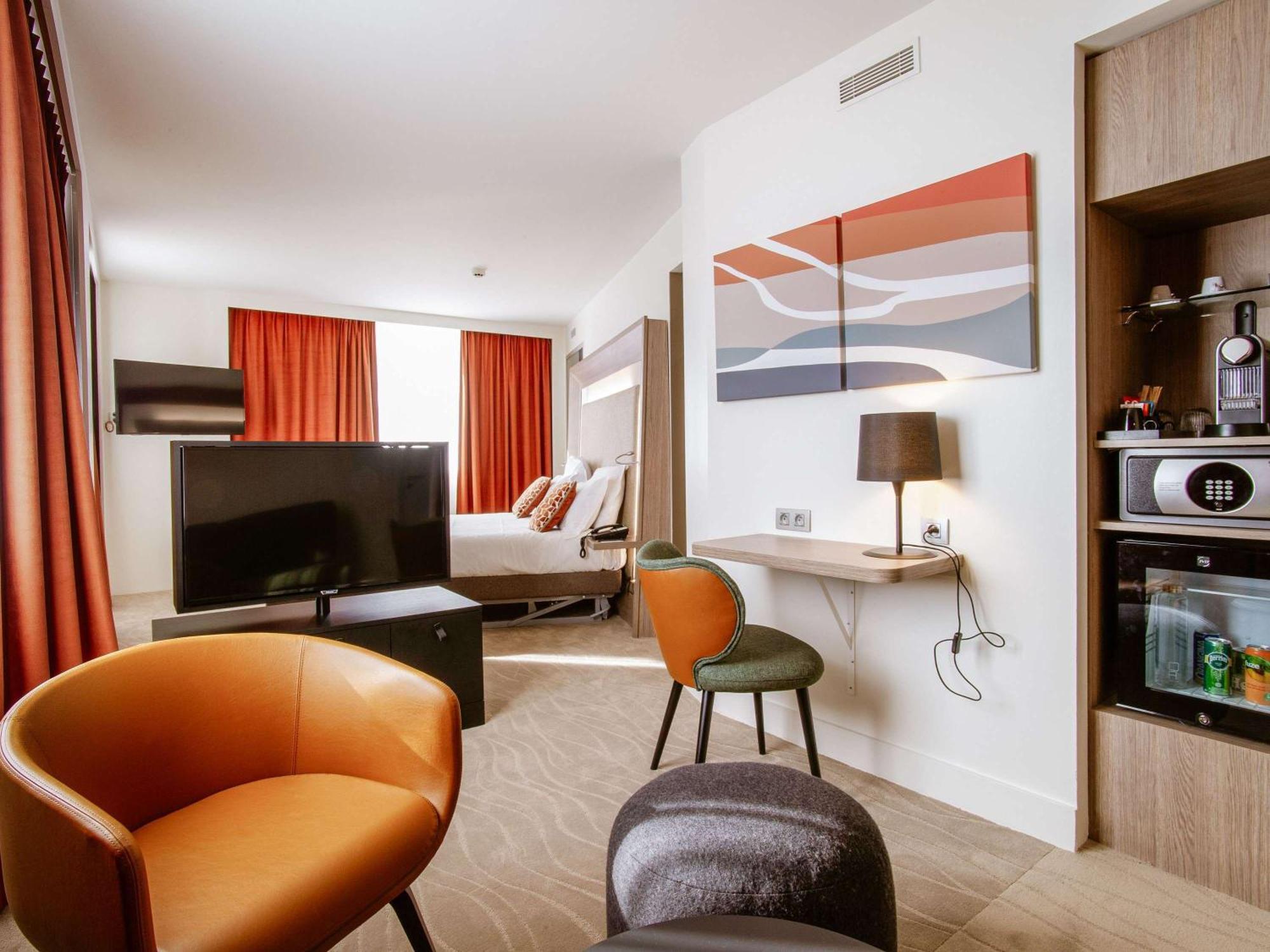 Novotel Centre confluence Bord De Saone 4公司*